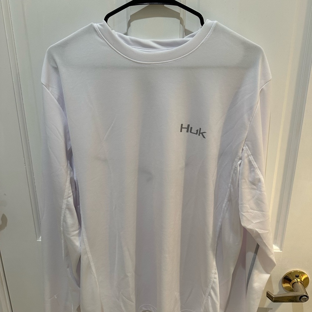 Huk White Long Sleeve Performance Dri Fit Fishing Tee